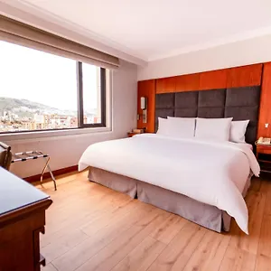 Swissôtel Hotel